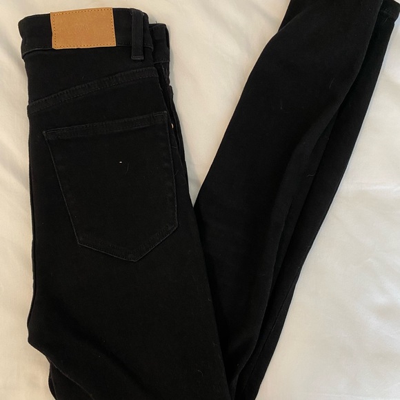 Zara- High Rise Skinny Jean - Picture 8 of 11